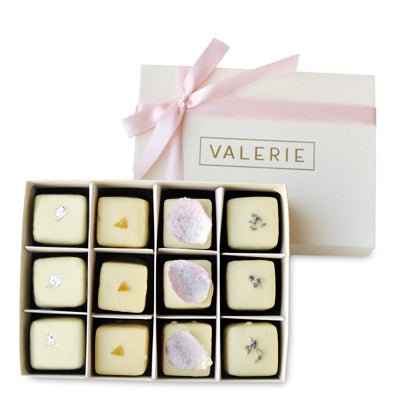 Petit Four Bouquet